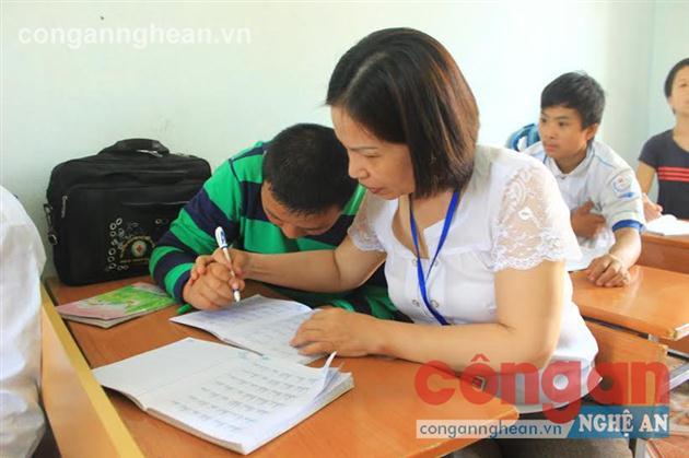 Lớp học tình thương dành cho trẻ khuyết tật
