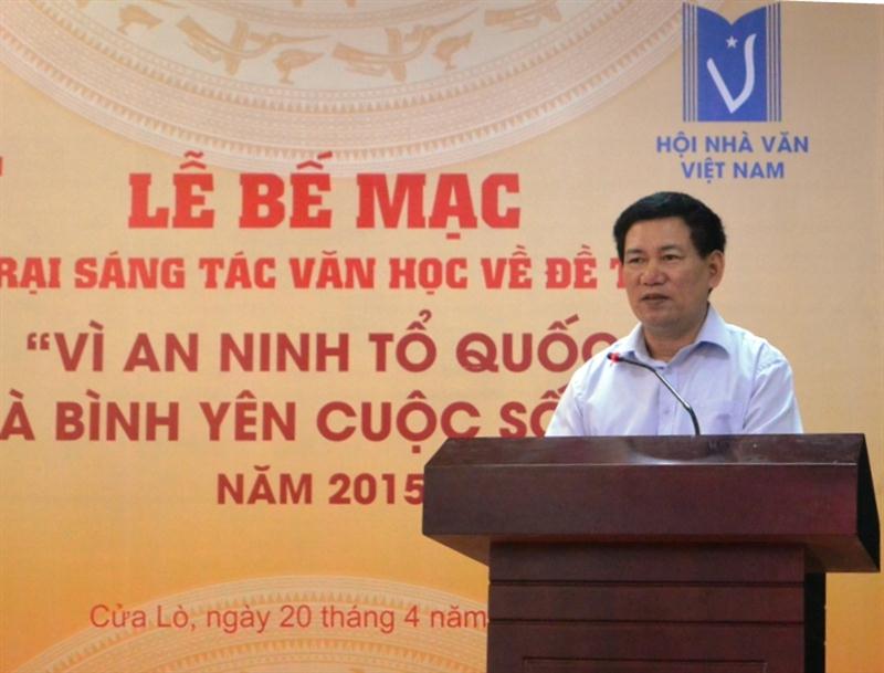 Đồng chí Hồ Đức Phớc, Bí thư Tỉnh ủy phát biểu tại buổi lễ