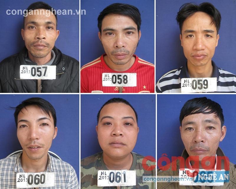 Tổ chức đánh bạc trong ngày giỗ cha