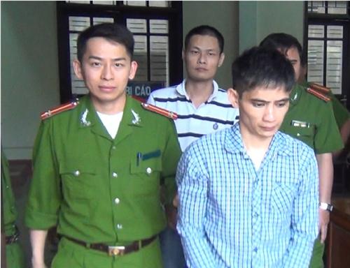 2 đối tượng vận chuyển 60 bánh hêrôin lĩnh án
