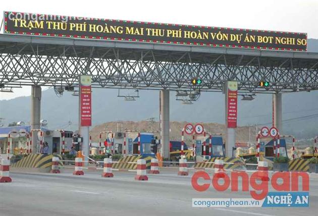 Từ ngày 3/5/2015, bắt đầu thu phí tại Trạm thu phí Hoàng Mai