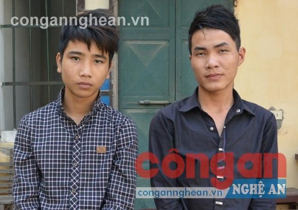 Bắt khẩn cấp 3 anh em dùng bình xịt hơi cay cướp tài sản