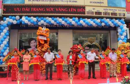 Khai trương chi nhánh PNJ tại Nghệ An