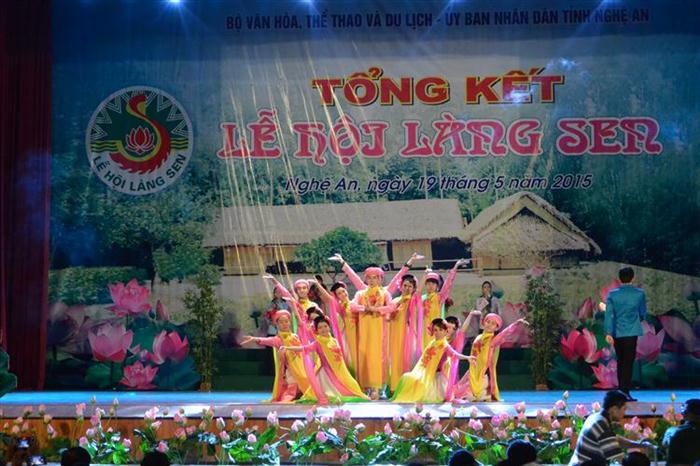 Tổng kết lễ hội làng Sen toàn quốc 2015