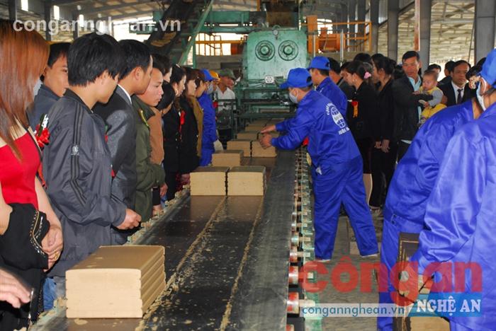 Làng nghề trước thềm hội nhập AEC: Cơ hội & thách thức