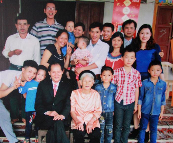 Cha, con hội ngộ sau 40 năm tìm kiếm