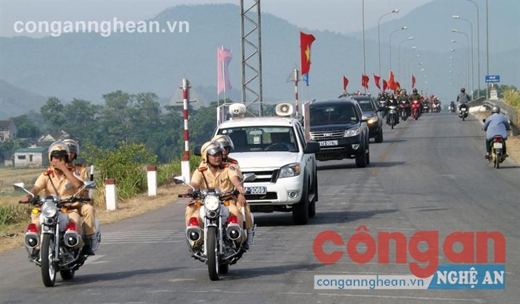 Mít tinh ra quân hưởng ứng Tháng hành động phòng, chống ma túy