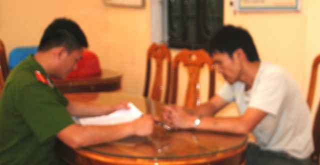Sử dụng ma túy, bị CSGT bắt quả tang