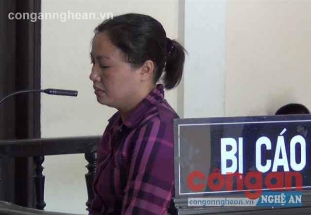 6 bánh hêrôin được 'nữ quái' chuyển về Việt Nam thế nào?!