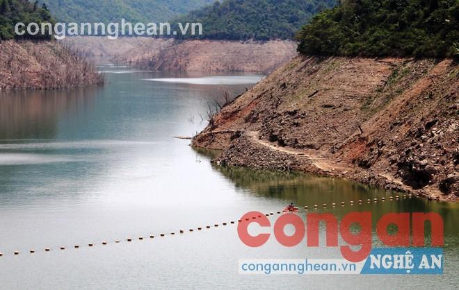 Nguy cơ thiếu điện đang hiện hữu
