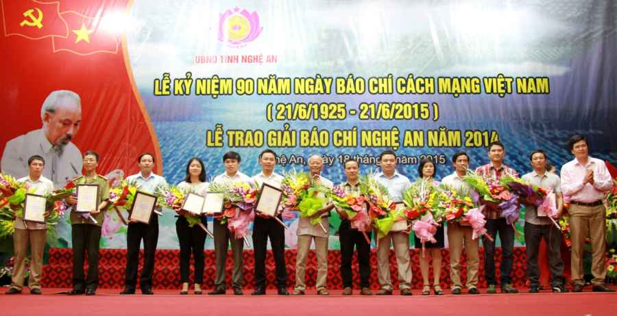 30 tác phẩm đạt giải báo chí Nghệ An năm 2014