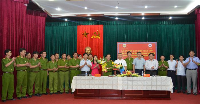 Ký kết quy chế phối hợp đảm bảo an toàn PCCC&CHCN