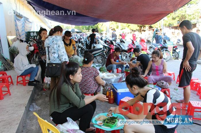 Đảm bảo an toàn vệ sinh thực phẩm trong mùa thi