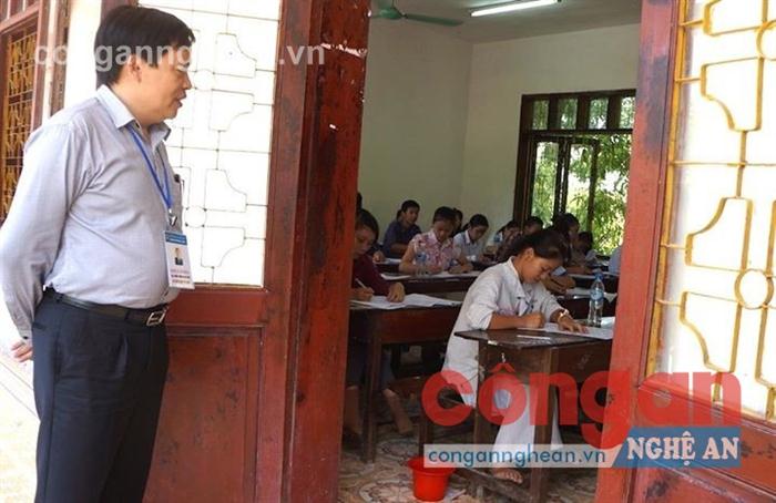 Em Bùi Thị Thủy tham gia thi ngay sau khi  mổ ruột thừa 