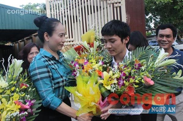 Lễ đón học sinh đoạt HCB Olympic Vật lý Quốc tế