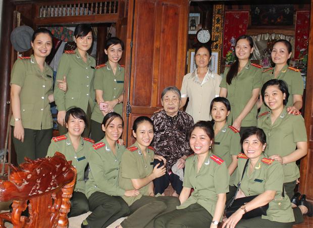 Sôi nổi các hoạt động đền ơn đáp nghĩa