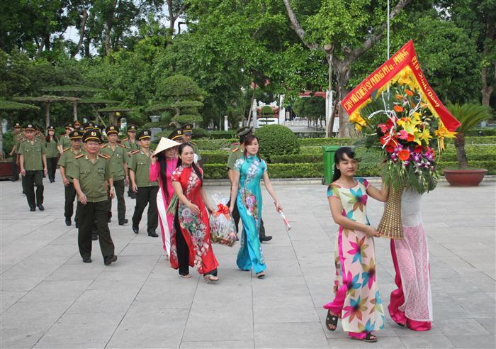 Công an Nghệ An: Nhiều hoạt động về nguồn