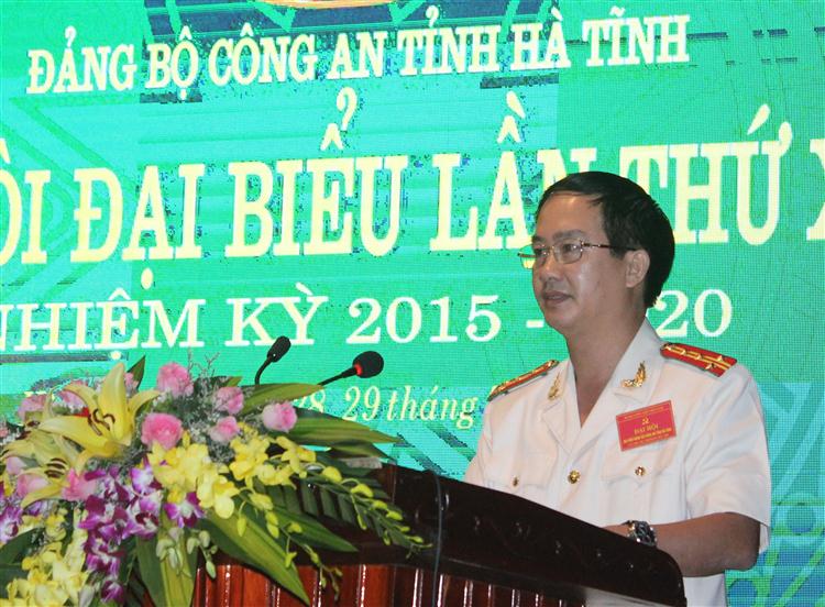 Đồng chí Đại tá Lê Văn Sao, Bí thư Đảng ủy, Giám đốc Công an tỉnh khai mạc Đại hội