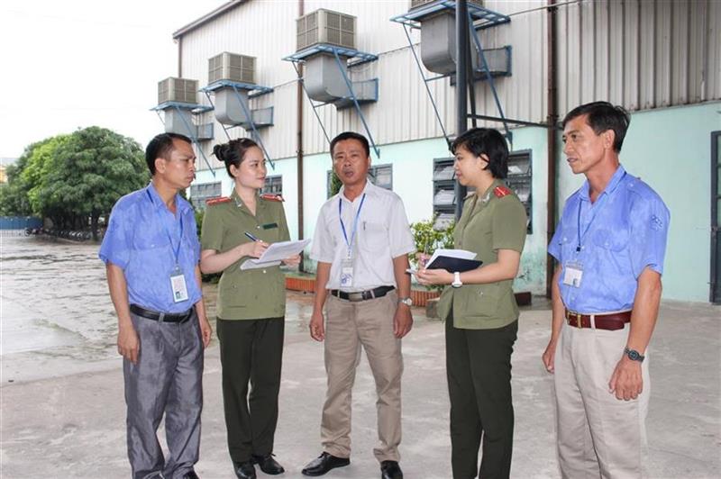 Đẩy mạnh phong trào toàn dân bảo vệ ANTQ tại các khu công nghiệp