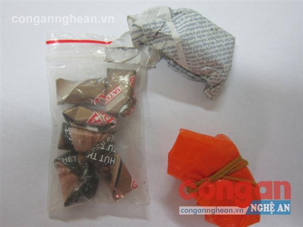 Tang vật ma túy thu giữ tại nhà Hiếu