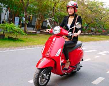 Đi xe tay ga nên linh hoạt cả 2 tay khi phanh