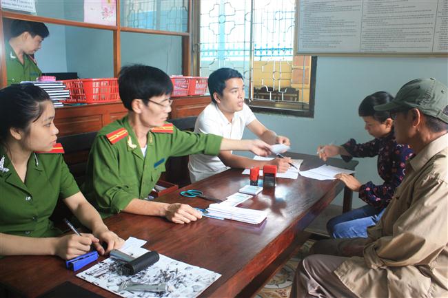 Vượt qua khó khăn, nỗ lực đảm bảo ANTT