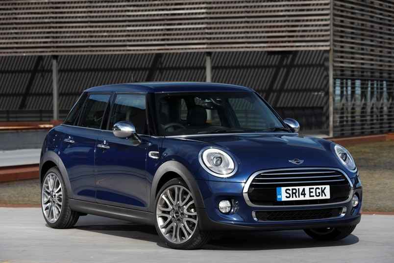 MINI Cooper S 5 cửa - 1,629 tỉ đồng
