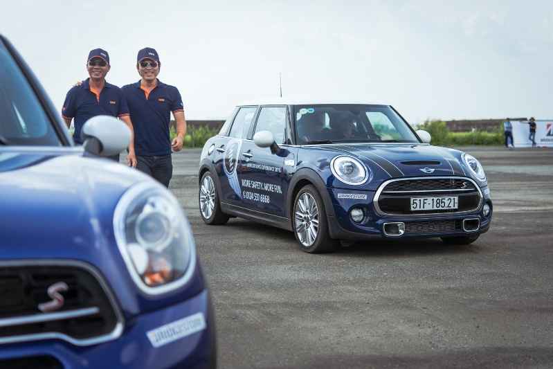 MINI Cooper Countryman - 1,610 tỉ đồng