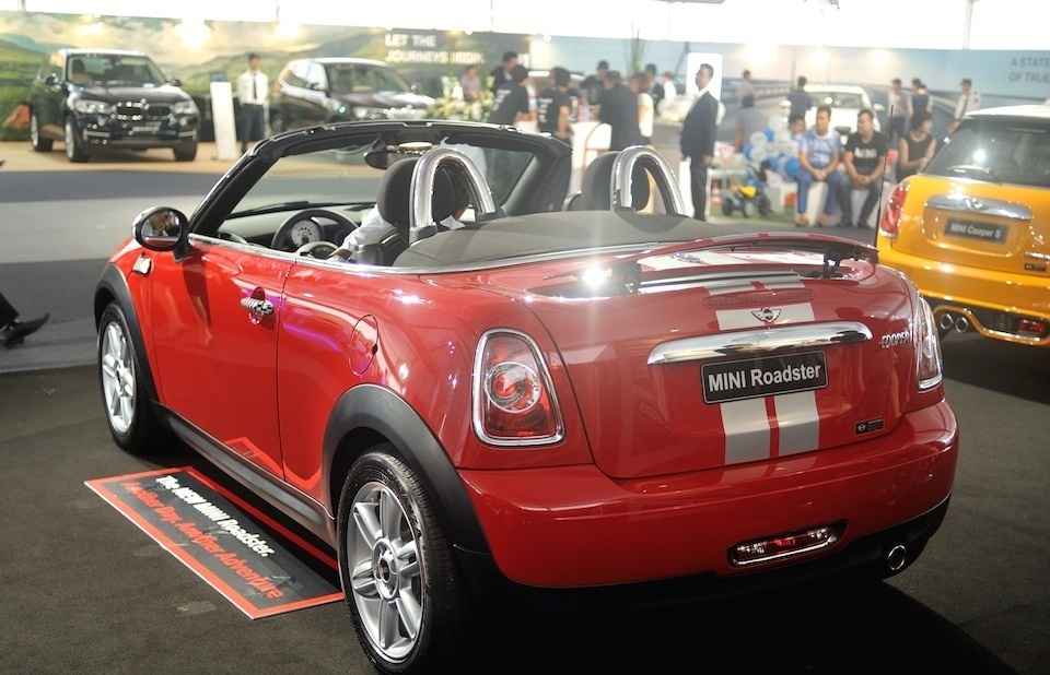 MINI Cooper Roadster - 1,618 tỉ đồng