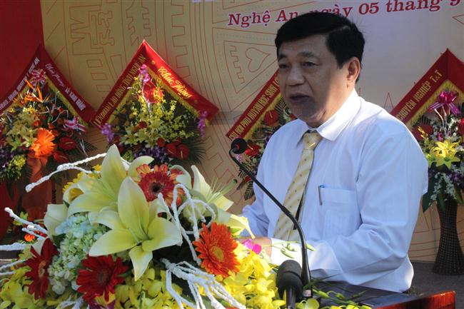 Đồng chí Nguyễn Xuân Đường, Chủ tịch UBND tỉnh phát biểu tại buổi lễ