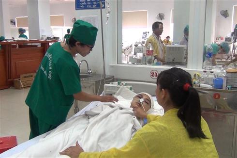 Dang dở giấc mơ vào đại học của cô học trò bị TNGT