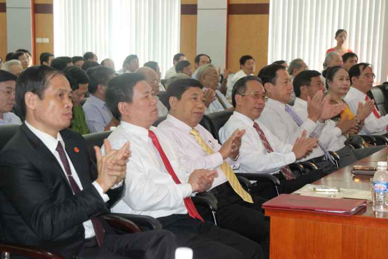Các đại biểu dự lễ
