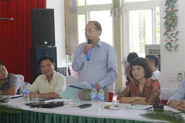 Đại diện các nhà nghiên cứu văn hóa du lịch phát biểu góp ý tại buổi tọa đàm