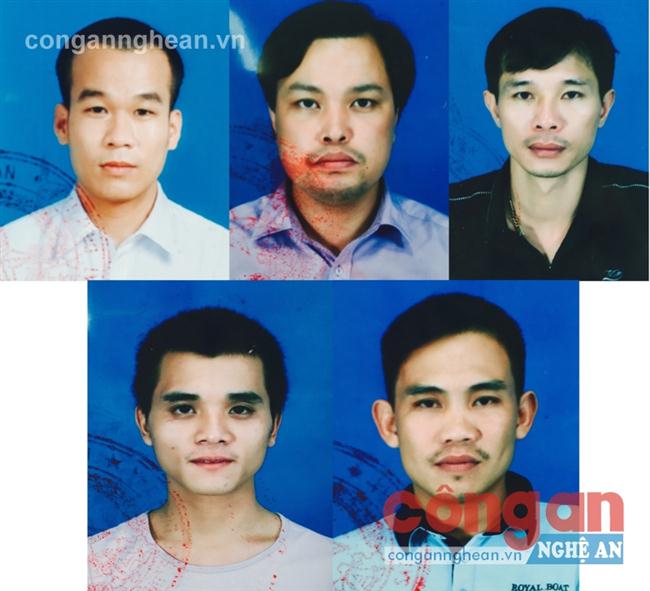 Triệt xoá điểm đánh bạc lớn, thu giữ gần 300 triệu đồng