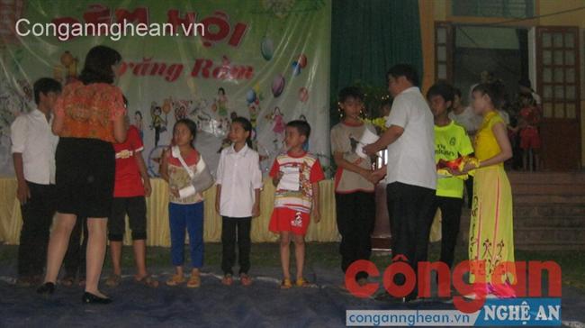 Chú trọng công tác chăm sóc trẻ em