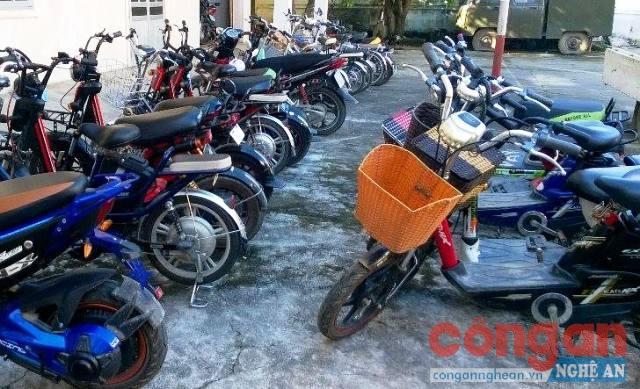 Tạm giữ 100 xe máy điện, xe đạp điện vi phạm ATGT