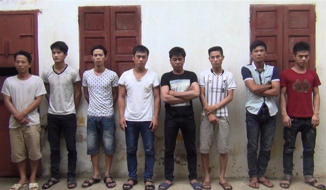 Bắt 8 con bạc trong nhà nghỉ