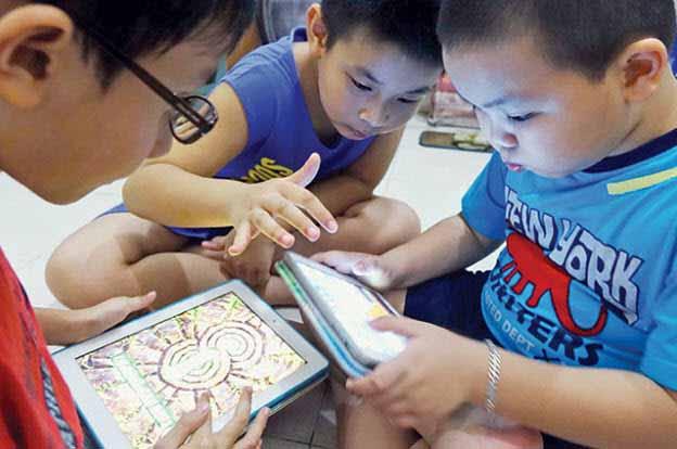 Điện thoại di động thông minh: Con dao hai lưỡi