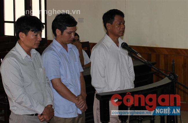 Các bị cáo tại phiên tòa
