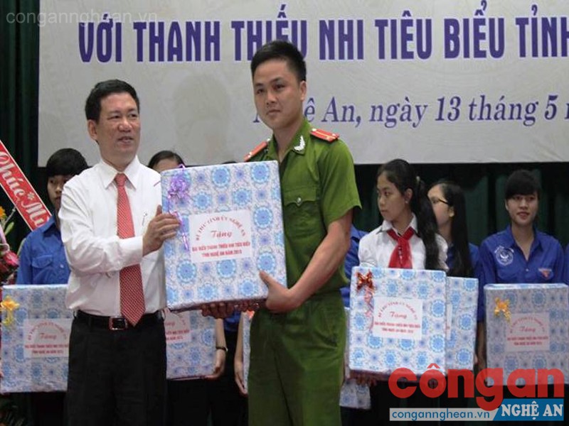 Trách nhiệm, tận tụy với công việc