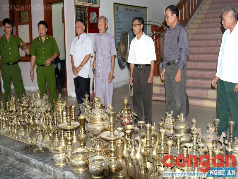 Công an huyện Đô Lương tổ chức trao trả tài sản cho bị hại
