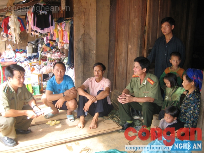 Xây dựng nhiều phong trào đại đoàn kết toàn dân