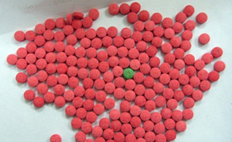 Thu giữ 1.600 viên ma túy tổng hợp