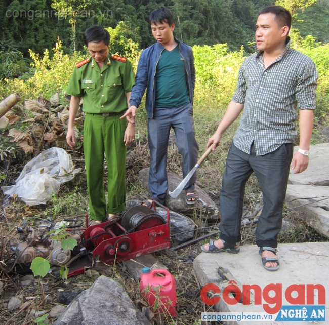 Cán bộ xã 'bắt tay' với lâm tặc (Bài 2)