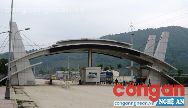 Cần làm rõ, xử lý nghiêm hành vi đánh người, cưỡng đoạt tài sản trên xe khách
