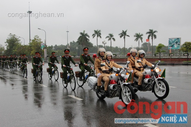 Tặng 200 xe đạp tuần tra cho Công an Nghệ An