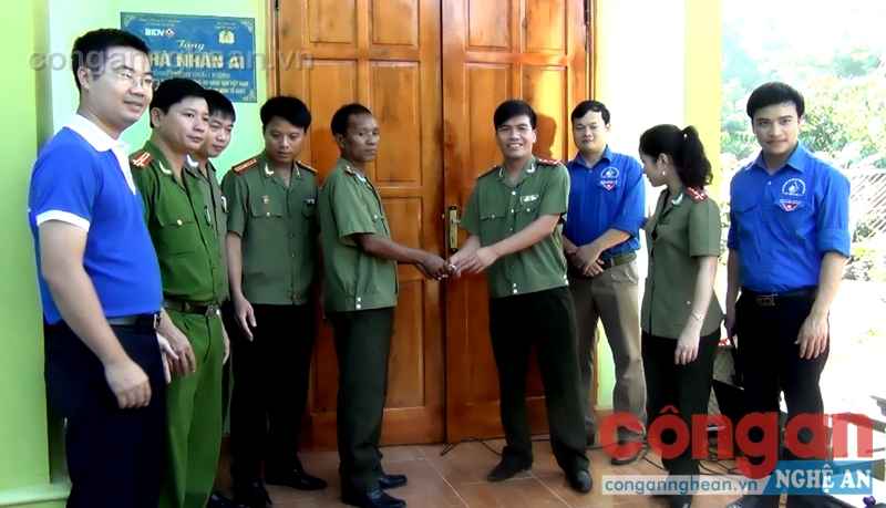 Nghệ An triển khai chương trình Tết vì người nghèo