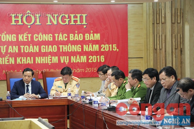 Đại biểu các Sở, Ban, ngành tham dự hội nghị