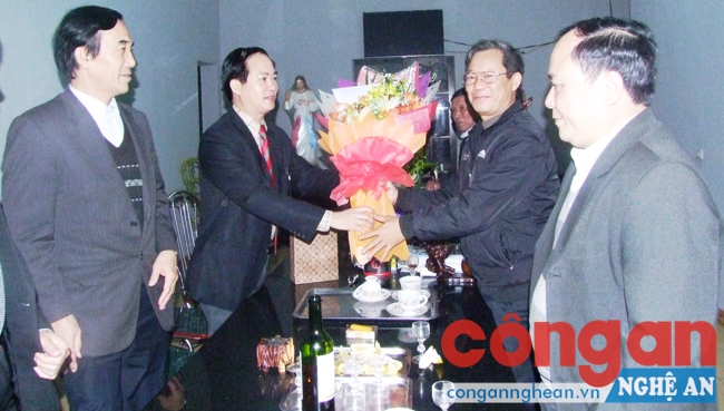 Chúc mừng bà con giáo dân nhân dịp Giáng sinh 2015