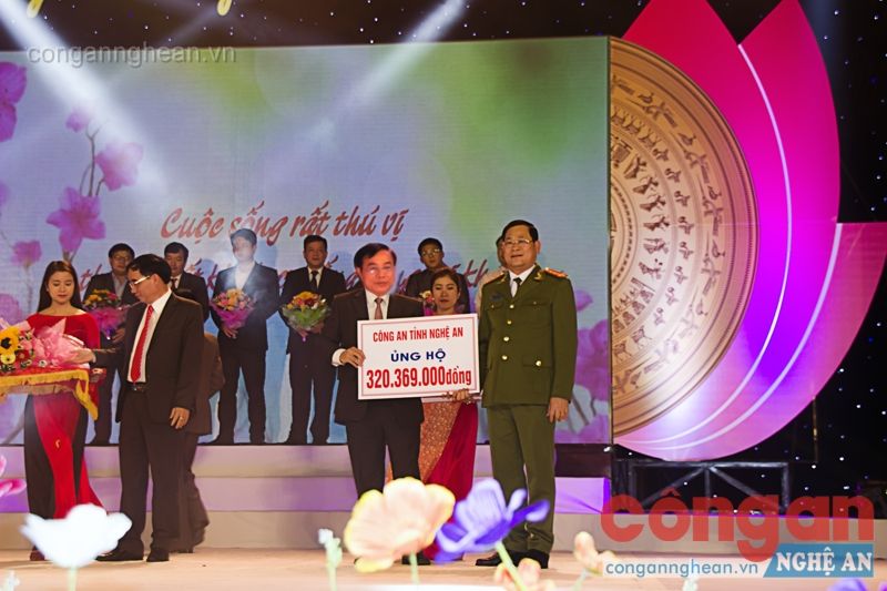 Phát động 'Tết vì người nghèo – Bính Thân 2016'